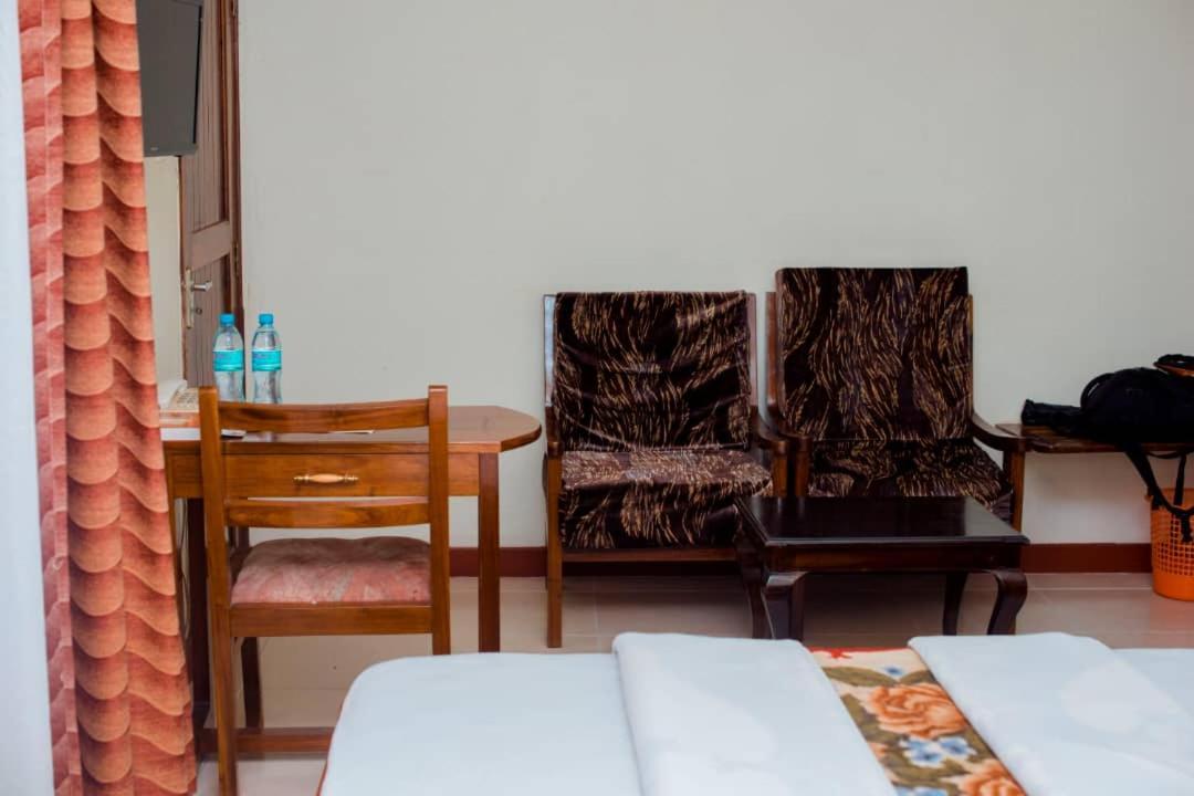 Kilimanjaro Crane Hotel Моши Екстериор снимка